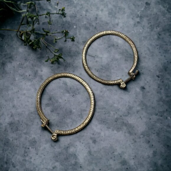 HOOP EARRINGS BUNDLE -- Set of 5 = Pierced (4)/Clip On (1), 4 Gold/1 Silver - Picture 14 of 15